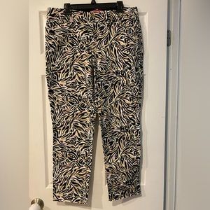 Lilly Pulitzer Kelly Pants “Can You Zee Me” print